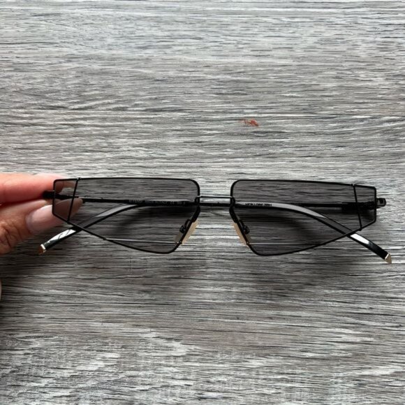 FENDI 61MM FUTURISTIC TRIANGLE WIRE FRAME SUNGLASSES IN BLACK main image 3